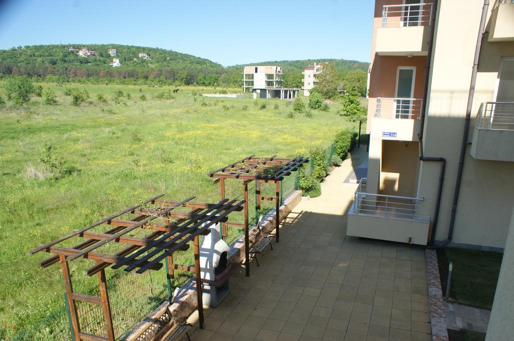 Pearl Sunshine Appartments Primorsko Eksteriør bilde